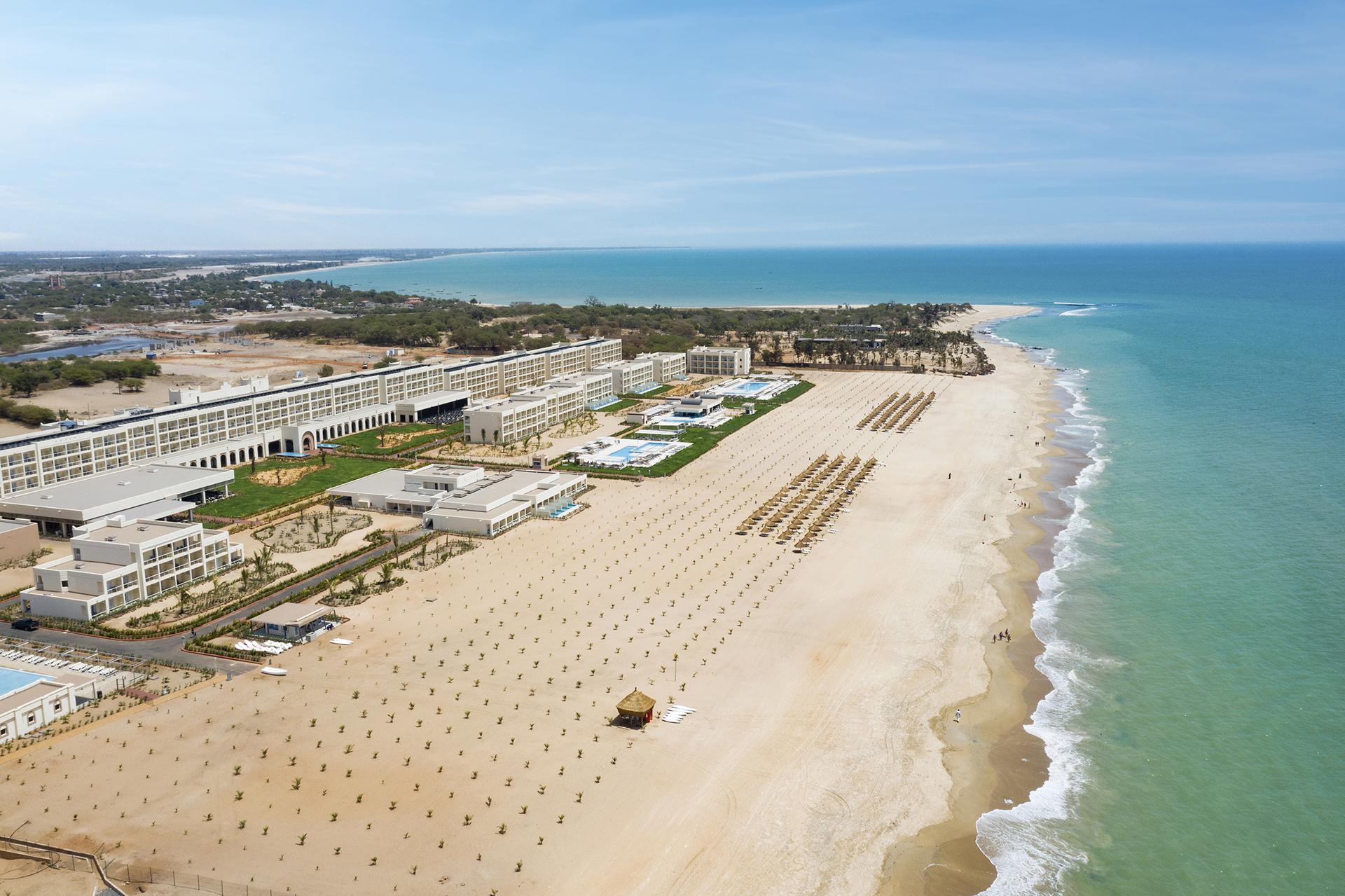 Hotel Riu Baobab Pointe-Sarene Bagian luar foto